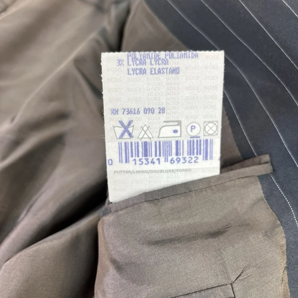 Hugo boss stretch Men (42R) made in USA black pinstripe formal business‎ blazer